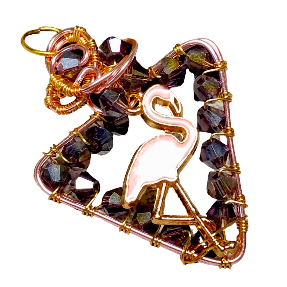 🦩crystal and flamingo pendant in a wire frame with wire wrapping & Czech beads